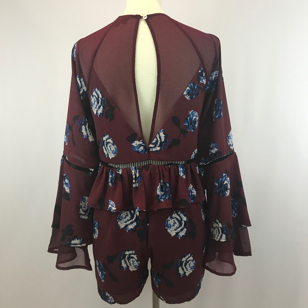 NWOT Set My Heart Aflutter Romper by 4SI3NNA - Picture 4 of 8